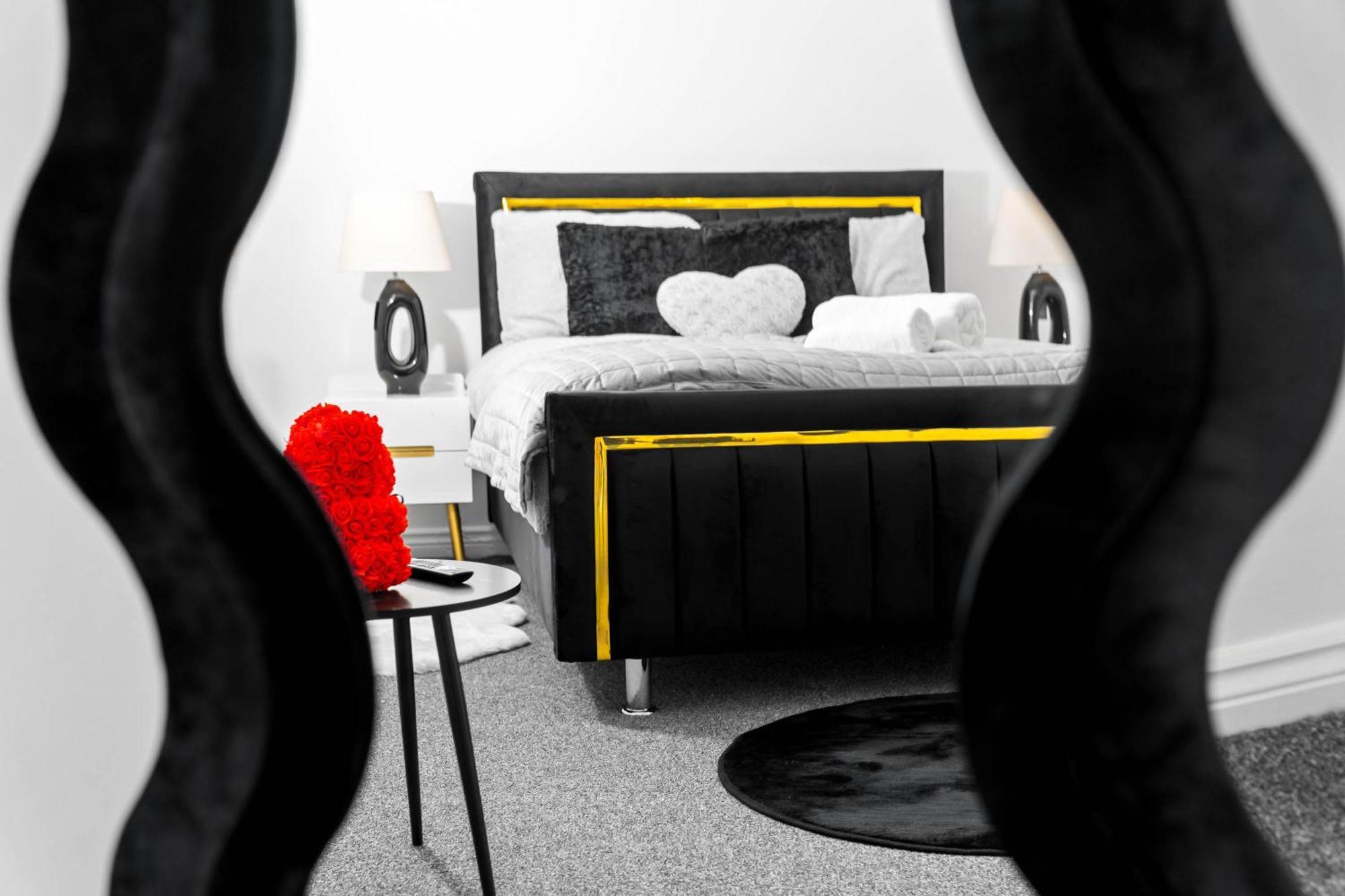 Harmony House 3 Bedroom New Build For Families, Contractors, Black Country Museum Sleeps 6 Tipton Esterno foto