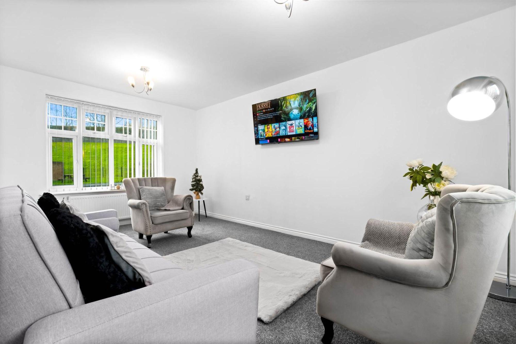 Harmony House 3 Bedroom New Build For Families, Contractors, Black Country Museum Sleeps 6 Tipton Esterno foto